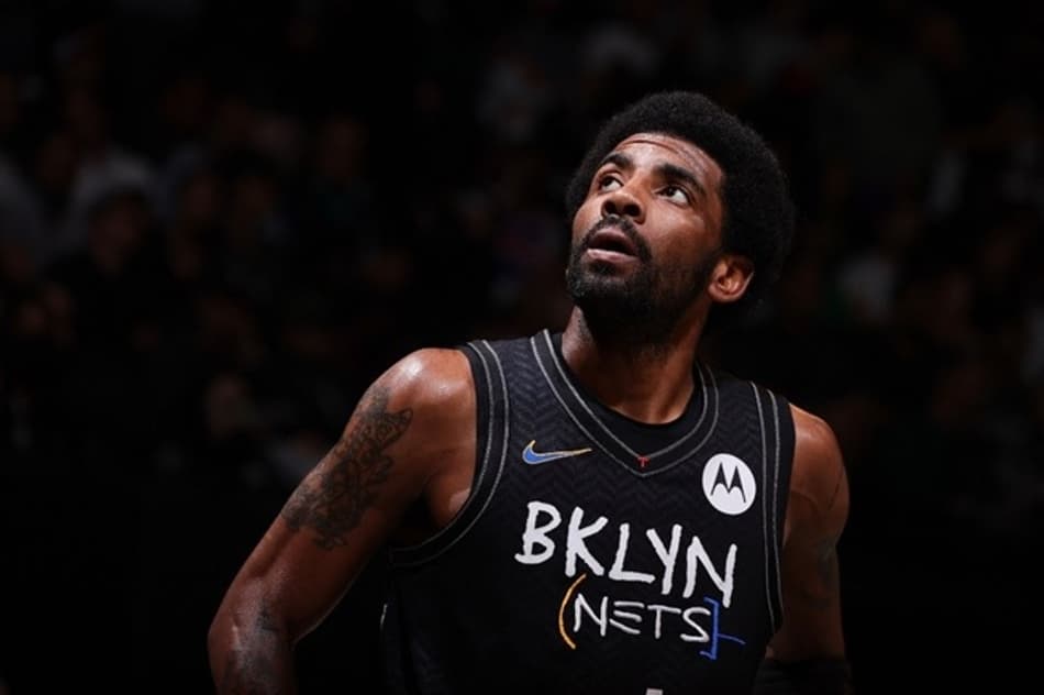 Nets cogitaria afastar Irving de atividades com elenco