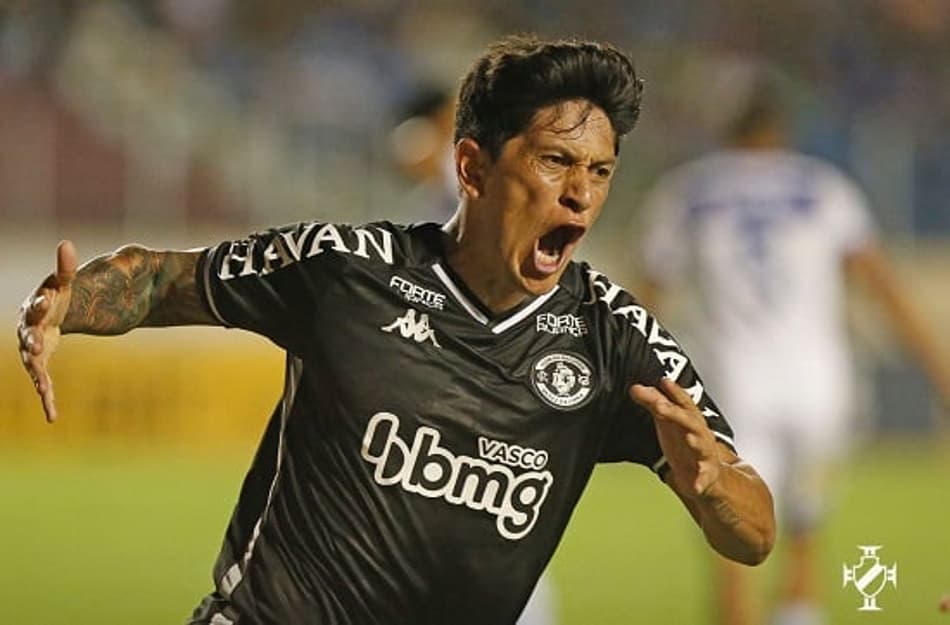 Vanderlei Luxemburgo desmente que esteve em conversas para contratar o atacante Gérman Cano, do Vasco