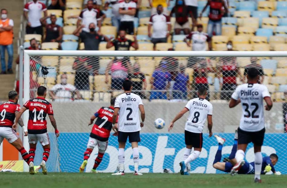 Torcedor do Flamengo entra na Justiça para obrigar CBF a adiar jogos do Brasileirão