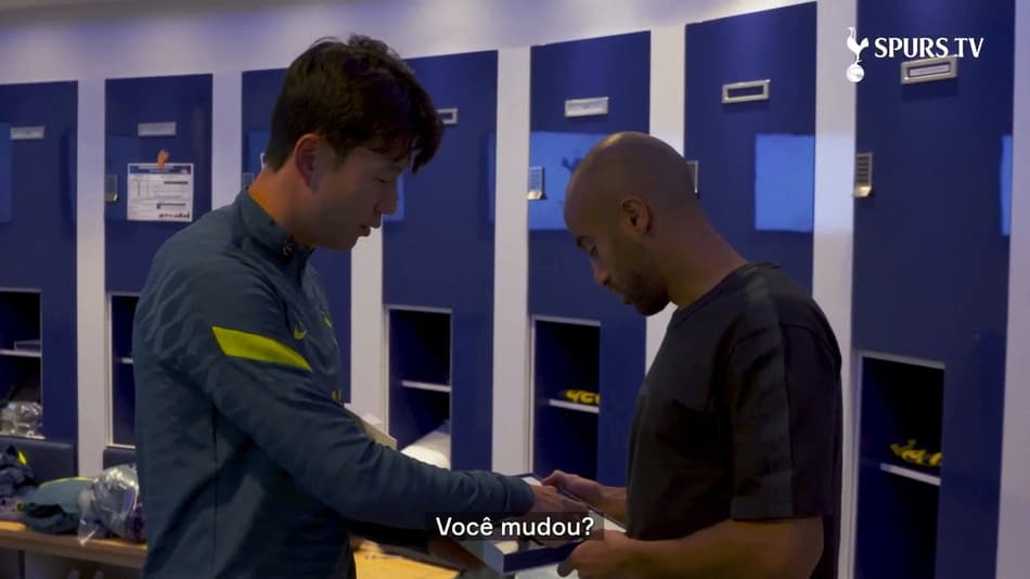 [VÍDEO]: Son distribui cards do FIFA 22 no Tottenham: veja a reação de Lucas Moura