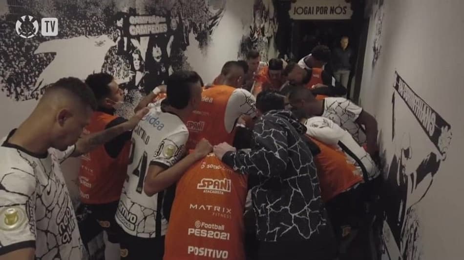 VÍDEO: Assista aos bastidores da vitória do Corinthians sobre o Bahia