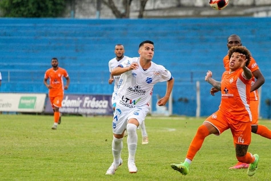 Após dois gols contra o Atibaia, Matheus vislumbra classificação do Taubaté na Copa Paulista
