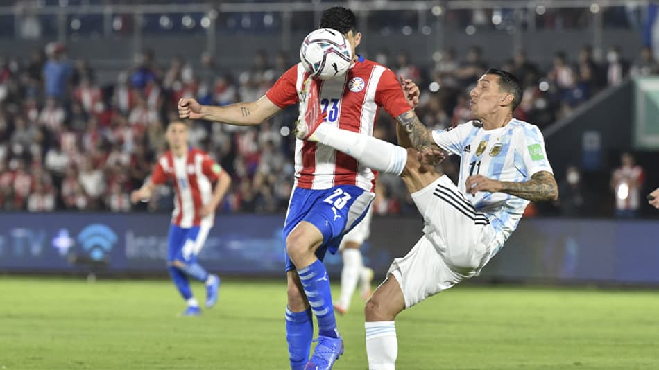 Experiente meio-campista faz forte desabafo sobre momento da seleção paraguaia