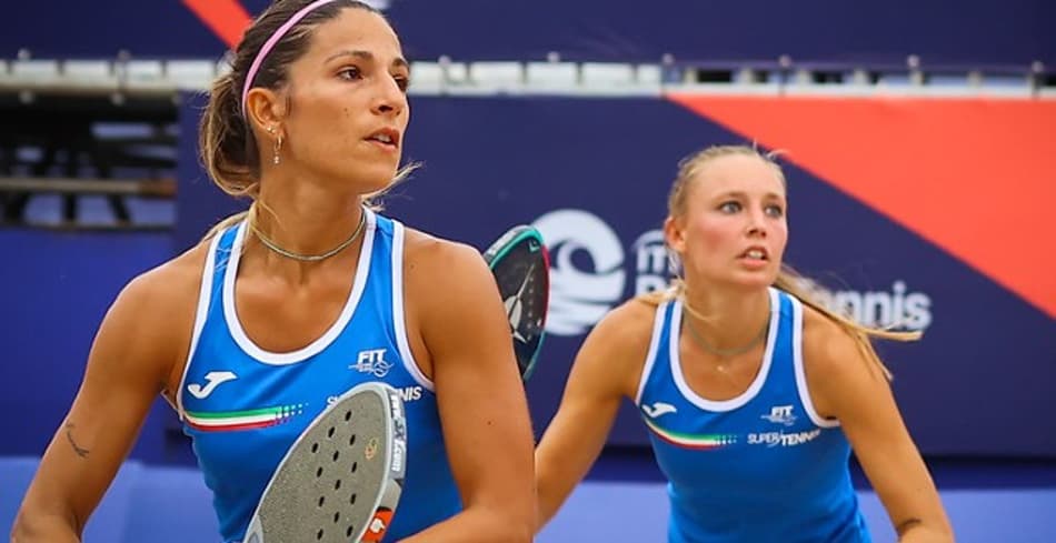 Itália é a primeira finalista do Mundial de Beach Tennis
