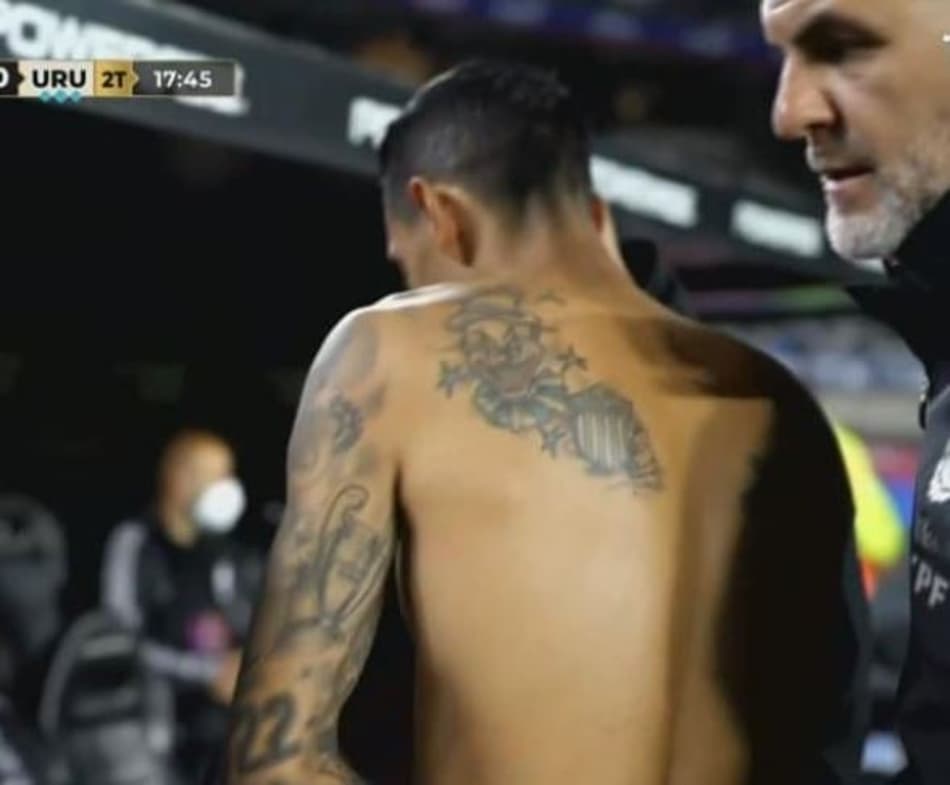 Tatuagem de Di Maria chama a atenção em jogo da Argentina; confira