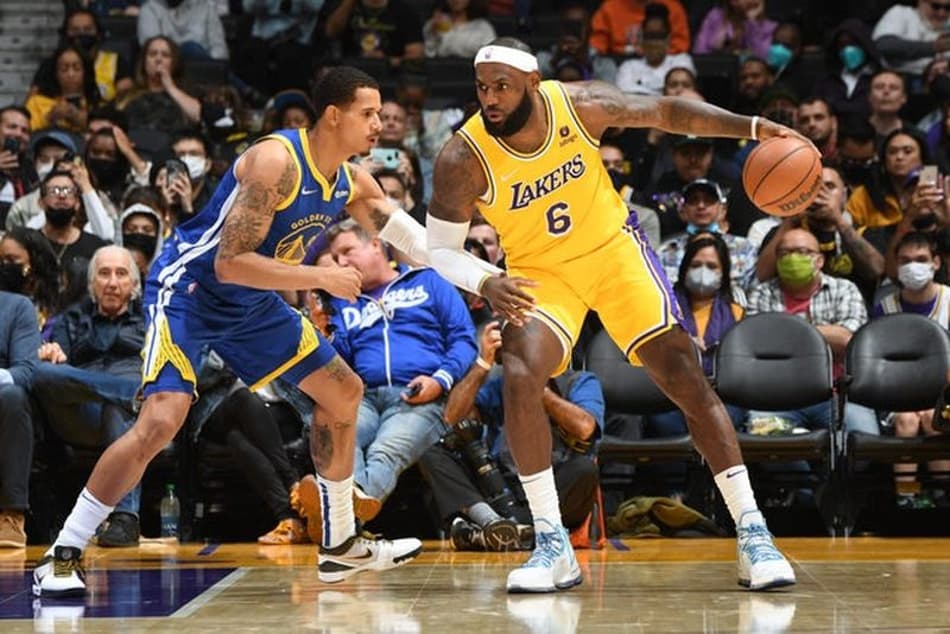 Com titulares, Lakers perde para reservas do Warriors