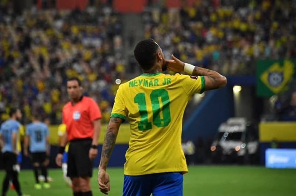 Parabéns, Neymar! Jogadores e famosos celebram aniversário de 30 anos do craque do PSG
