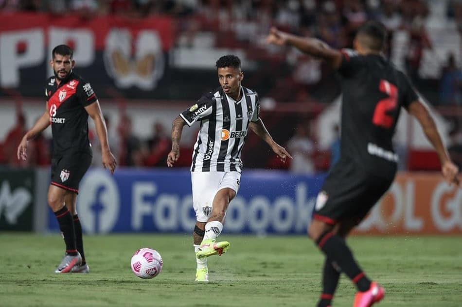 Atlético-GO x Atlético-MG - Allan