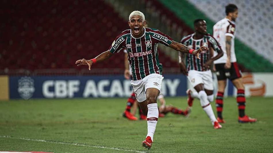 LANCE! Rápido: John Kennedy brilha, Fluminense vence o Flamengo em clássico no Maracanã e muito mais!