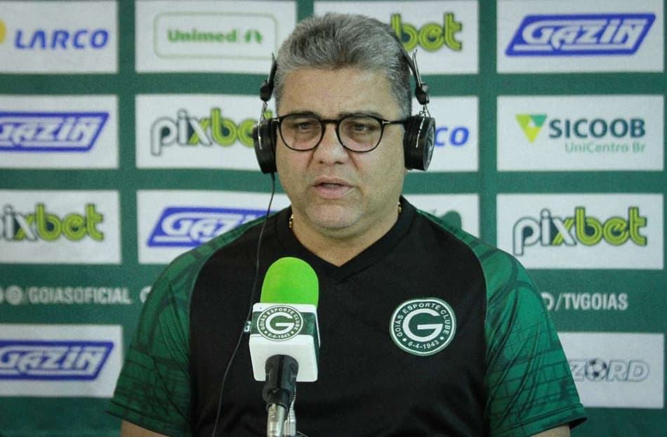Caiu! Marcelo Cabo é demitido do Goiás