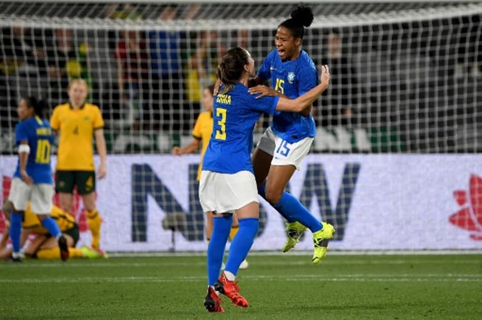 LANCE! Rápido: Empate da Seleção feminina contra a Austrália e mais!