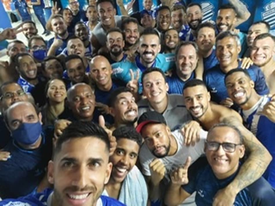 CSA vence o Remo e dorme no G4 da Série B