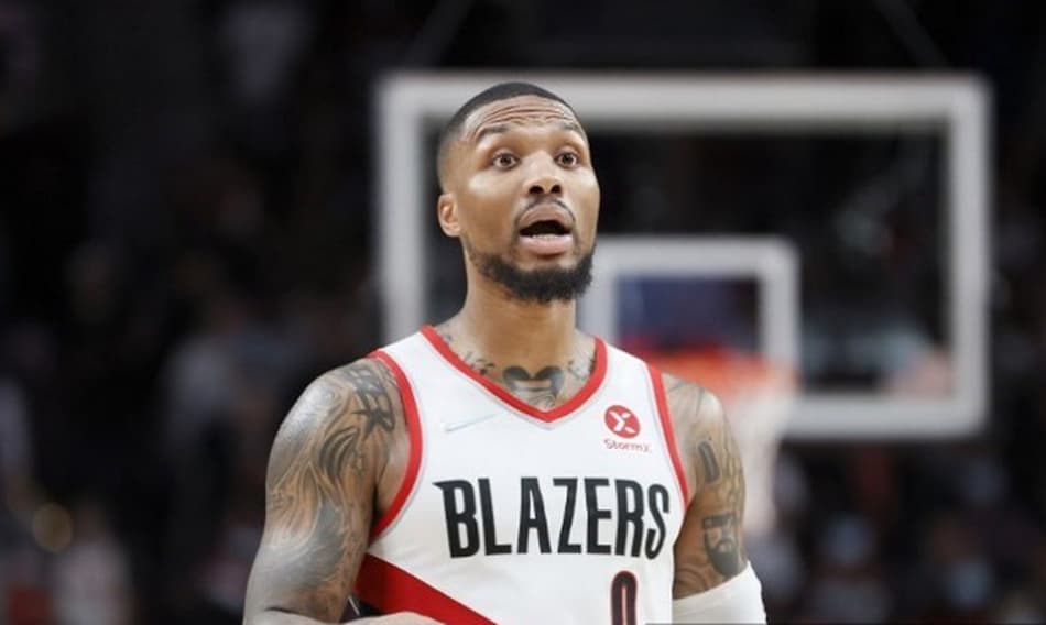 Lillard critica arbitragem e novas regras de faltas da NBA: “Inaceitável”