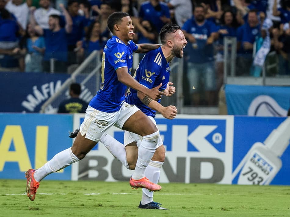 VÍDEO: veja os gols da vitória do Cruzeiro sobre o Brusque pela Série B