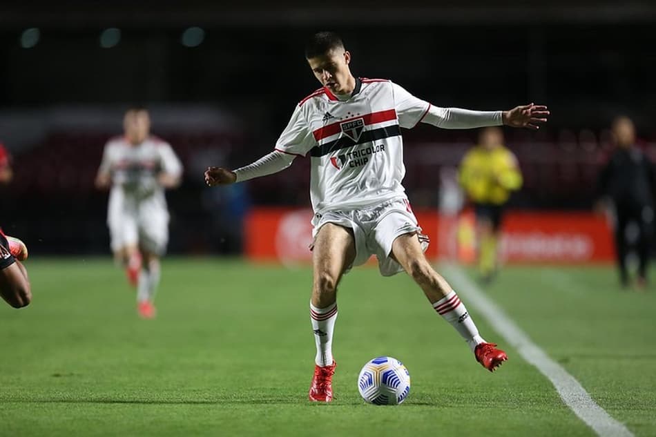 Mateus Amaral mostra confiança em recuperação do São Paulo na final da Copa do Brasil sub-17