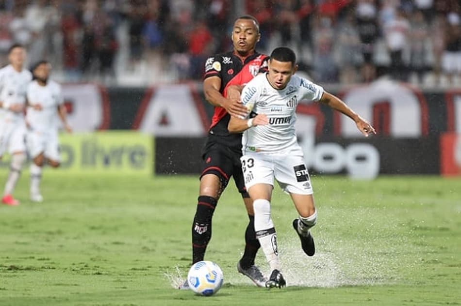 VÍDEO: confira os melhores momentos do empate entre Atlético-GO e Santos pelo Brasileirão