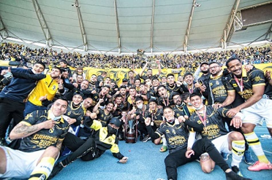 Time que fez história na Sul-Americana em 2020 retorna à elite no Chile