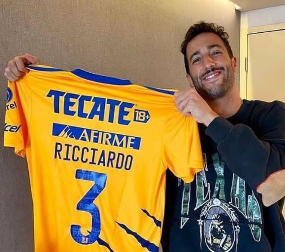 Piloto da F1, Daniel Ricciardo recebe pressente e assume torcida por clube da América
