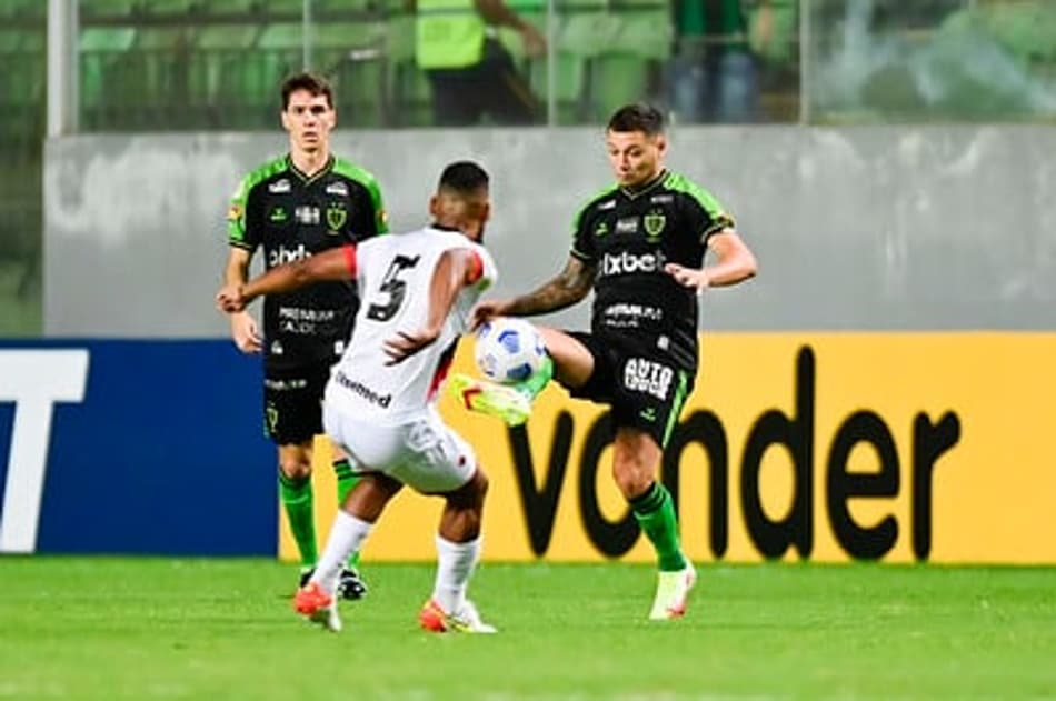 Sem inspiração, América-MG e Atlético-GO não saem do empate em Belo Horizonte