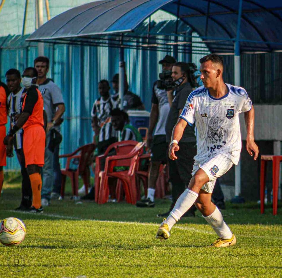 Vitinho, do Pérolas Negras, comemora o título da Copa Rio 2021 e exalta os companheiros de time