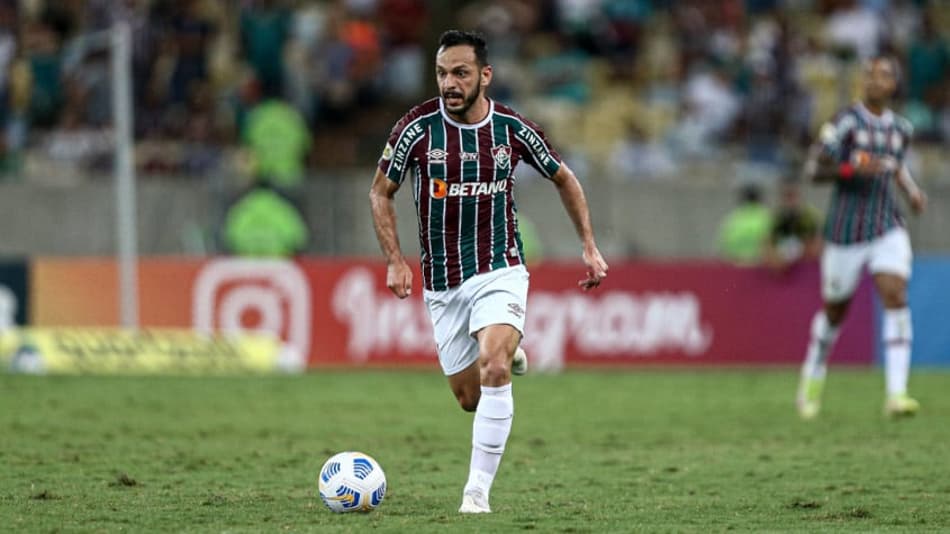 Yago destaca sequência positiva em casa e agradece apoio: ‘Dedico essa vitória ao torcedor do Fluminense’
