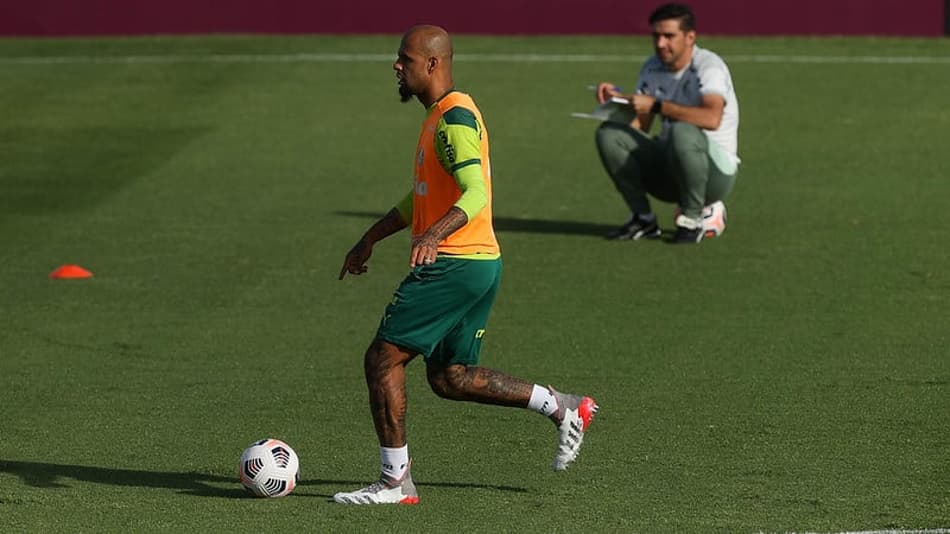 LANCE! no Uruguai: Influencer do Palmeiras diz que Felipe Melo não deve começar entre os titulares