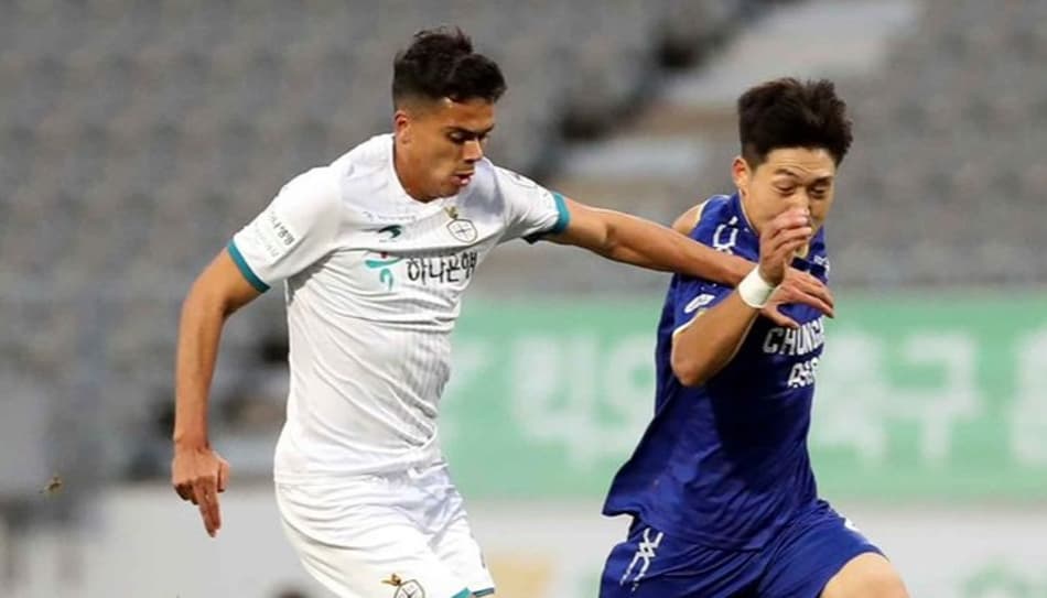 Matheus Pato projeta confronto que pode levar sua equipe à elite da Coreia do Sul