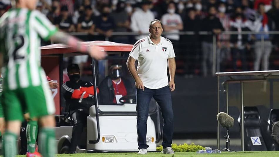 Rogério Ceni fala sobre decisão de escalar Luciano, destaque na vitória do São Paulo: ‘Decidimos ontem’
