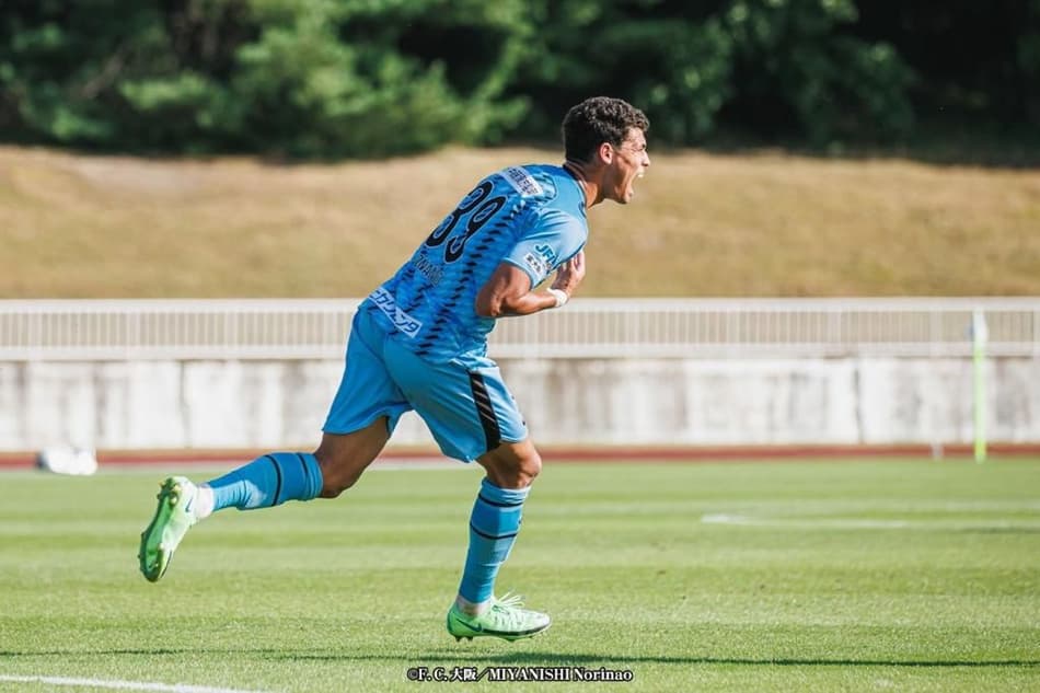 Luiz Fernando faz balanço de primeiro ano no Japão: ‘Consegui corresponder nas partidas’