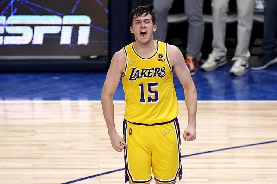 Austin Reaves decide e Lakers bate Mavs na prorrogação