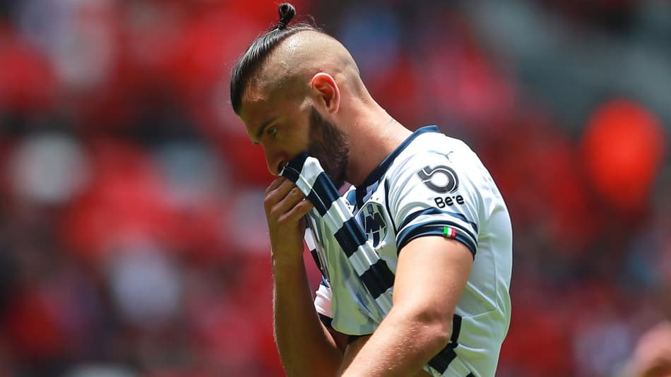 Ídolo do Monterrey anuncia aposentadoria de maneira bastante peculiar