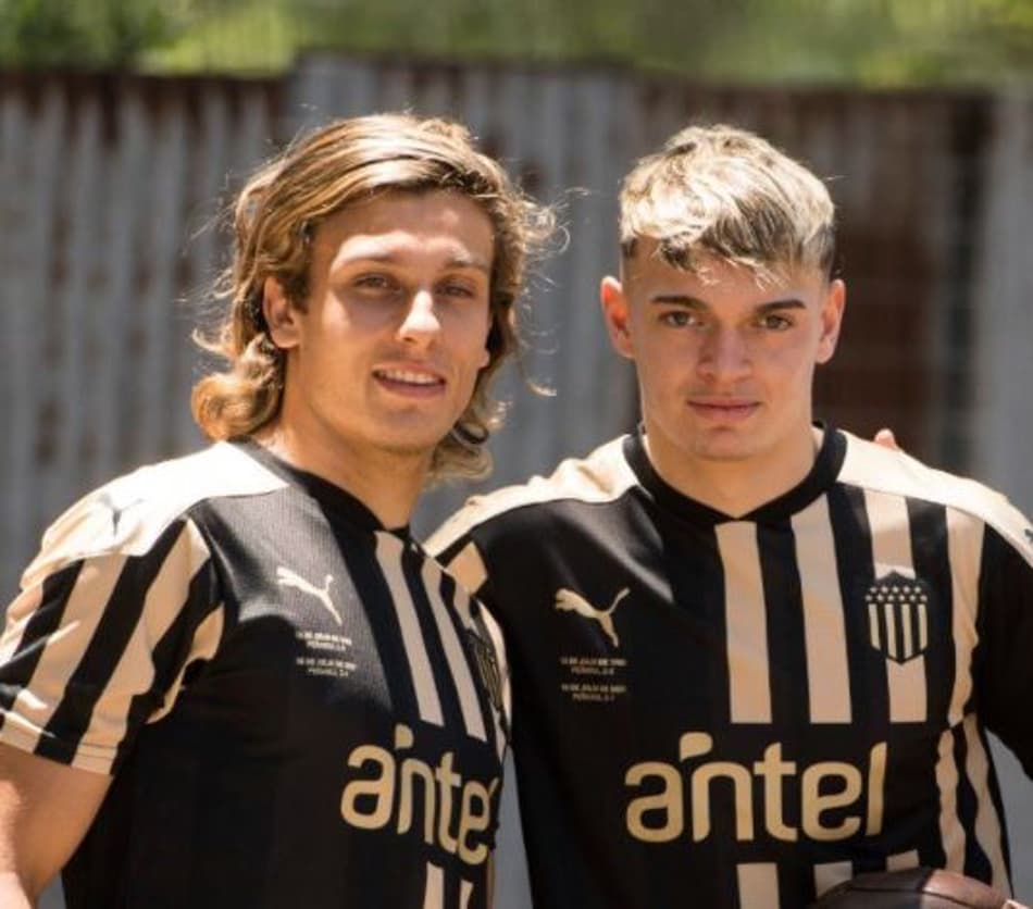 Peñarol lança camisa histórica para o seu torcedor; confira