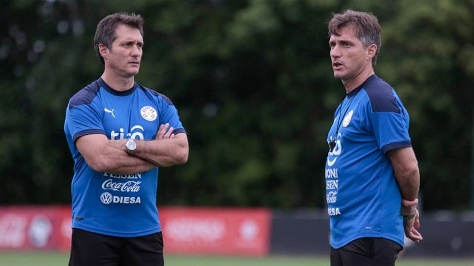 Seleção Paraguaia convoca 18 nomes e desfalca equipes brasileiras