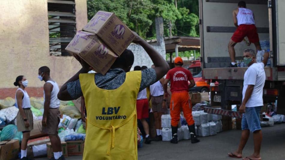 Irmãos Nogueira convocam fãs para ajudarem na campanha de doação da LBV para afetados pelas enchentes na Bahia