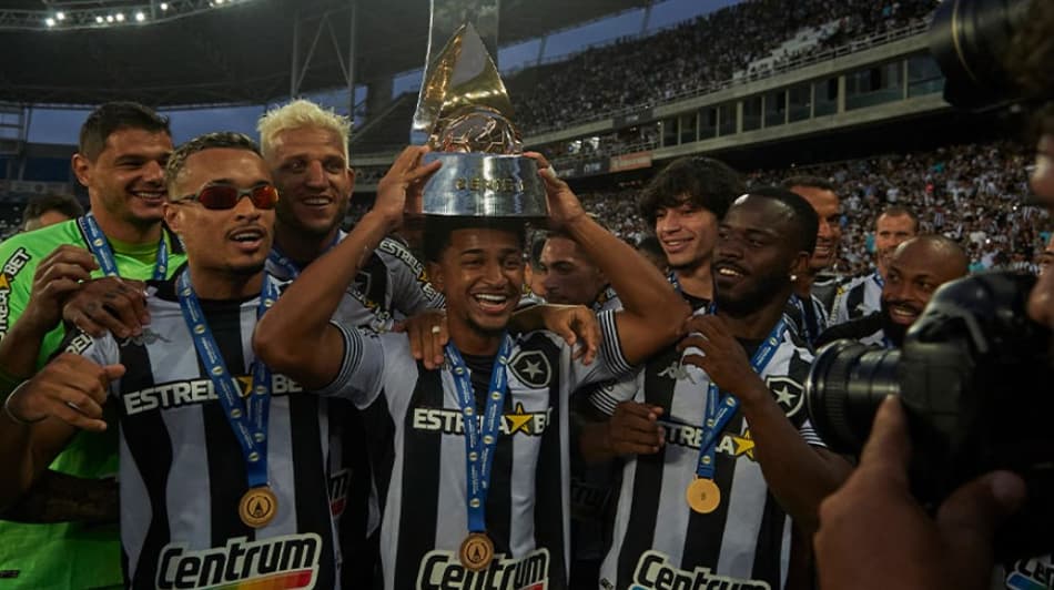 Quem já virou Sociedade Anônima do Futebol (SAF) ou pode virar