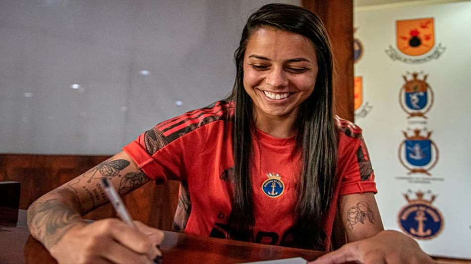 Flamengo anuncia Kika Brandino, a sexta contratação para o time feminino em 2022