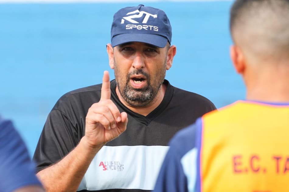 Treinador do Taubaté, Douglas Leite comenta expectativas para o início do Paulista A-2