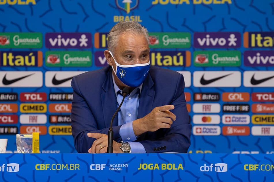 Análise: Tite afunila o ‘radar’ da Seleção, mas persistência com Dani Alves e Coutinho é aposta alta