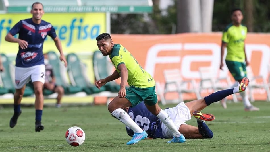 No segundo jogo-treino do dia, Palmeiras vence o Primavera de virada; Rony e Jorge voltam a jogar