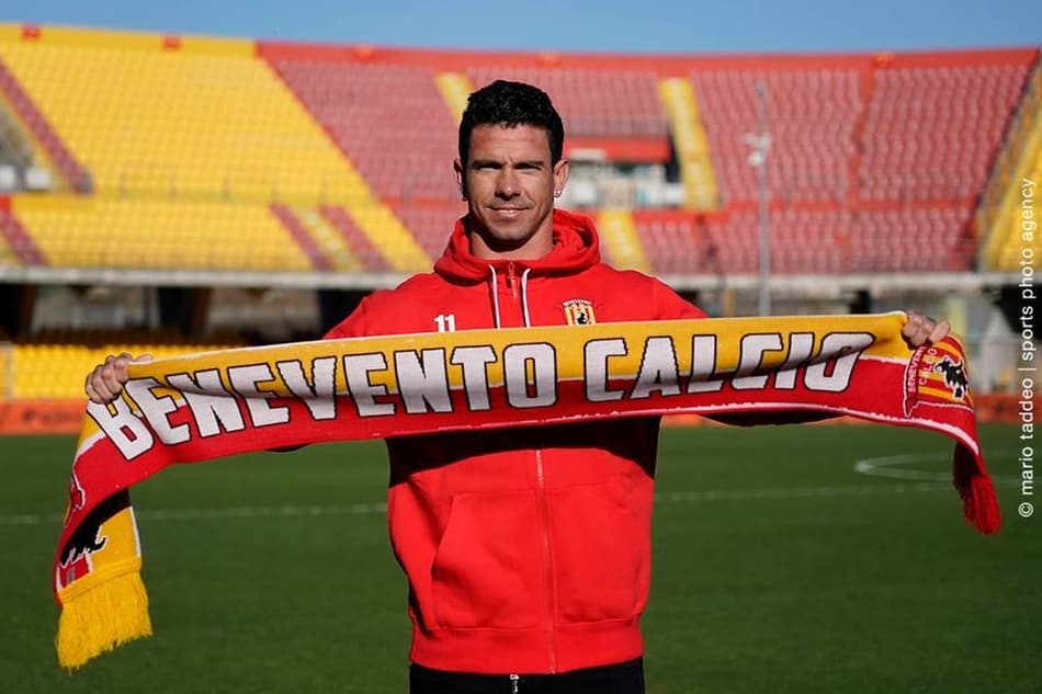 Diego Farias acerta com Benevento, crê em protagonismo e mostra confiança em título na Itália