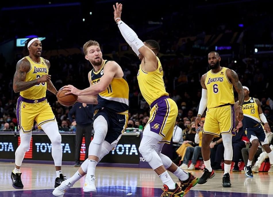 Pacers encerra sequência negativa e afunda Lakers