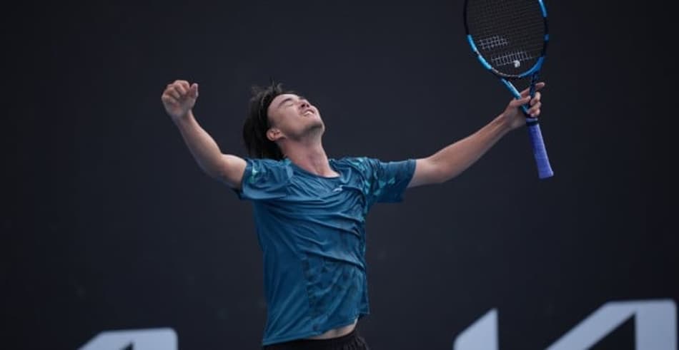 Taro Daniel vibra em vitória sob Andy Murray no Australian Open