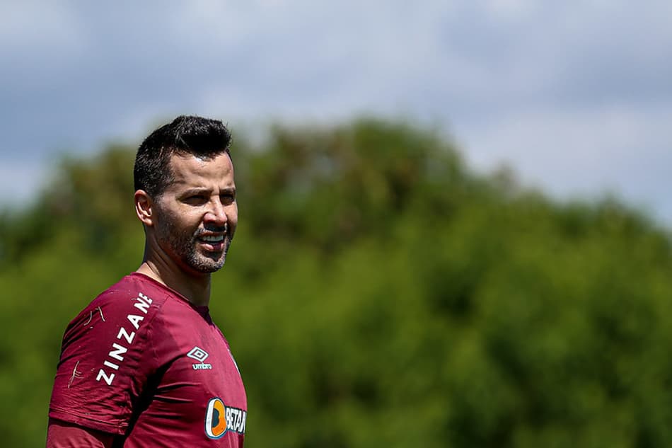 VÍDEO: Fábio cita responsabilidade e ansiedade antes de estreia no Fluminense