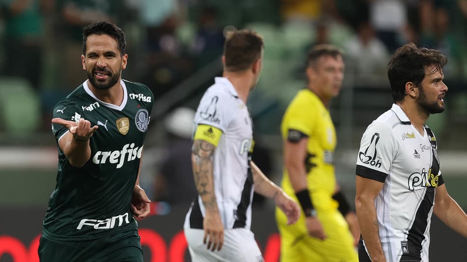 ATUAÇÕES: Scarpa brilha como garçom em vitória do Palmeiras e zaga define resultado com gols