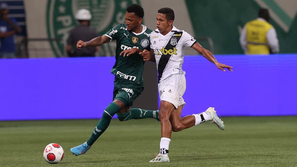 Atuação de Jailson faz Abel pedir mais atenção do Palmeiras a oportunidades de mercado