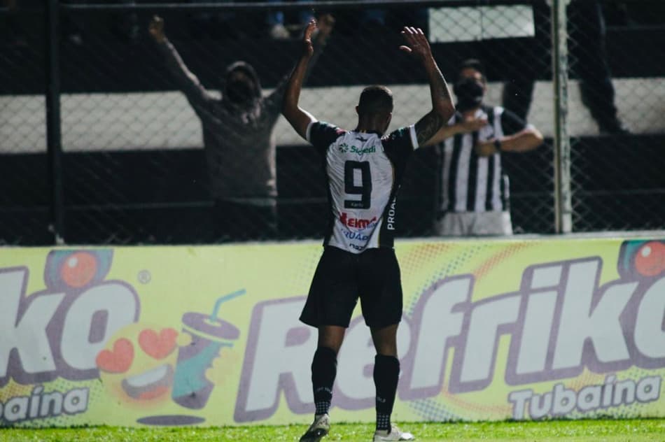 Operário x Coritiba - Campeonato Paranaense