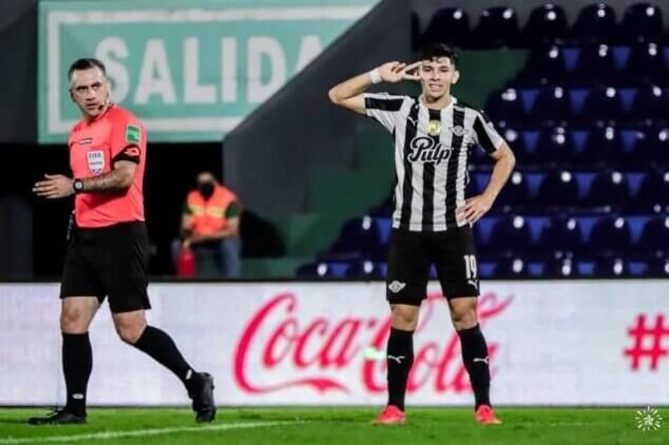 Atacante do Libertad será reforço de clube da Premier League
