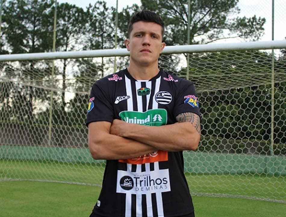 Rival do Cruzeiro neste domingo, o Athletic de Victor Salinas tenta surpreender a Raposa