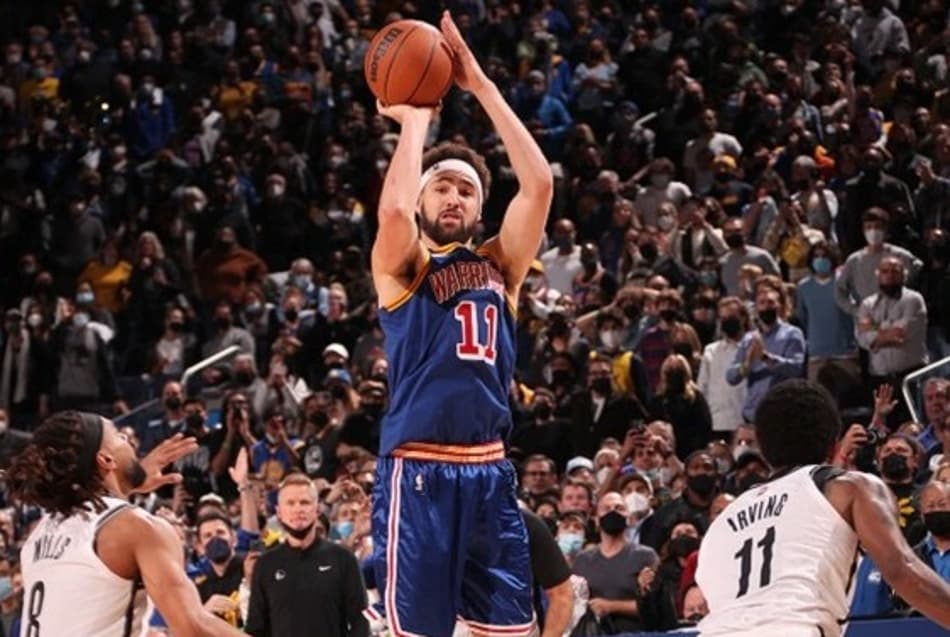 Com Thompson decisivo no fim, Warriors derrota Nets