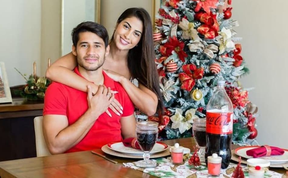 Ex-esposa de jogador do Olimpia morre em tiroteio no Paraguai